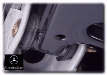 frontMount.gif (44986 bytes)