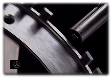FlyWheel.jpg (31302 bytes)